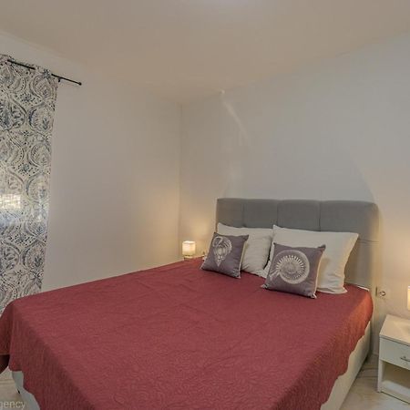 Ivica Super Comfortable, Newly Furnished Apartment In A Top Location Metajna Esterno foto