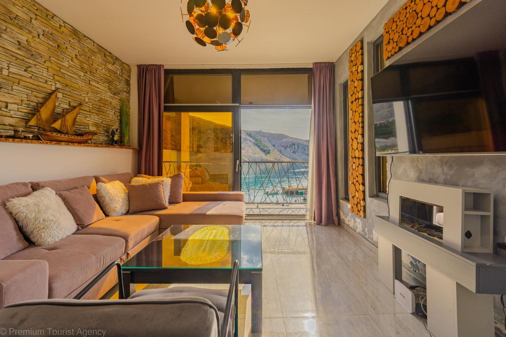 Ivica Super Comfortable, Newly Furnished Apartment In A Top Location Metajna Esterno foto